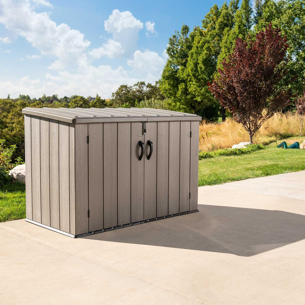 Lifetime Horizontal Storage Shed (75 Cubic Feet) - 60341